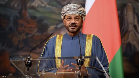 You are currently viewing عشية احتضان روما الجولة الثانية من المباحثات غير المباشرة بين إيران والولايات المتحدة.. وزيرا خارجية عمان وإيطاليا يبحثان المستجدات الإقليمية والدولية