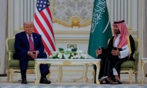 Read more about the article غياب الكيان عن زيارة الرئيس الأمريكي يؤشر لتباين متزايد بين الحليفين