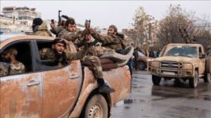 Read more about the article وزير سوري: الكيان يحاول اللعب على وتر الورقة الطائفية لإيجاد موطئ قدم لها في سوريا وهناك أطراف مستفيدة من القتال