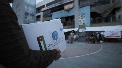 You are currently viewing “حملات” شرسة ضد تقارير “لندنية”.. هل تراجعت “ميدل إيست آي” عن روايتها؟ منصات الأردنيين تهب دفاعا عن “الهيئة والإغاثة”