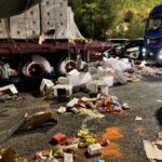 “الإعلامي الحكومي” في غزة: الاحتلال يرتكب مجزرة مروّعة ويقتل 6 من عناصر تأمين المساعدات في دير البلح