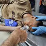 تحقيق لهآرتس: الجيش يطلق العنان لاستهداف المراكز الطبية بغزة