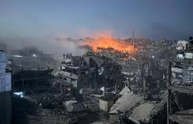 You are currently viewing عشرات الشهداء في قصف الإحتلال على شمال غزة.. والاحتلال يواصل الإبادة
