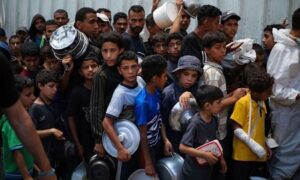 Read more about the article الشركة الأمريكية التي تدير مؤسسة إيصال المساعدات للمجوعين في غزة تنهي تعاقدها وتنسحب من العملية