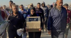 Read more about the article مؤسسة غزة الإنسانية المدعومة أميركيا تغلق مراكزها في القطاع الأربعاء بعد استشهاد عشرات المدنيين على هامش عملياتها لتوزيع المساعدات خلال الأيام الأخيرة