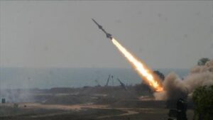 Read more about the article “أنصار الله” تتمسك بعملياتها ضد الكيان رغم وقف النار مع إيران حتى وقف العدوان على غزة ورفع الحصار عنها