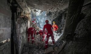 Read more about the article نيويورك تايمز: بعد توقف الغارات.. إيران تبحث عن العدو في الداخل و”أصابع الاتهام في كل مكان”