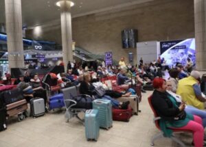 Read more about the article رعب” نتنياهو الأخطر.. “هجرة جماعية لنصف مليون أمريكي – صهيوني”: القوانين تجبر واشنطن على تفعيل “بروتوكولات الإجلاء” وتل أبيب دفعت السفارة للاعتذار.. وسؤال “تقني” حساس للبنتاغون: “كيف نمنع إيران من التحدث لشعبنا؟”