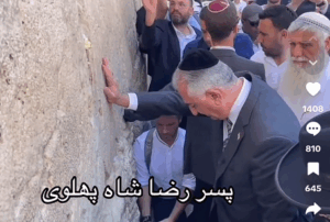 Read more about the article لكم التعليق..