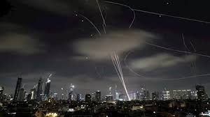 Read more about the article إيران استهدفت منشأة تكنولوجية عسكرية متقدمة في الكيان.. ما أهميتها؟