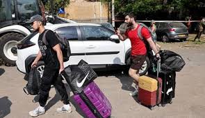 Read more about the article شوارع “تل أبيب” خالية والمستوطنون يهربون منها تحت وقع الصواريخ الإيرانية