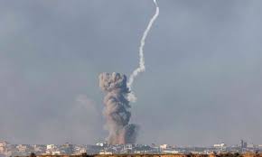 Read more about the article إعلام عبري: انفجار شرق بئر السبع عقب إطلاق صاروخ من اليمن