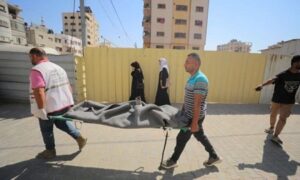 Read more about the article الإبادة مستمرة.. 72 شهيدا و174 جريحا بنيران جيش الإحتلال خلال 24 ساعة في غزة