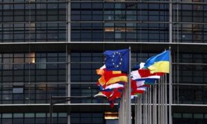 Read more about the article صحيفة فرنسية: الاتحاد الأوروبي يختار الجُبن في مواجهة الإبادة الجماعية بغزة