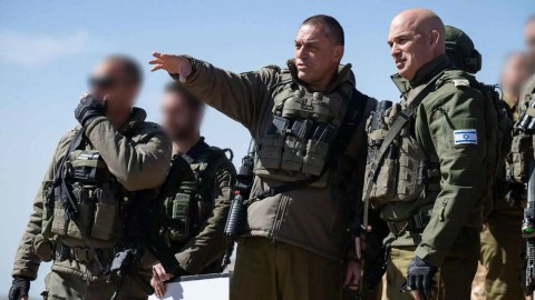 You are currently viewing هل يتكرر سيناريو 7 أكتوبر؟.. تخوفات الكيان من هجوم “وشيك” عبر الحدود السورية واستنفار أمني على أعلى مستوى