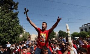 Read more about the article شبيغل: عنف المستوطنين بات يهدد الوجود المسيحي في الضفة الغربية