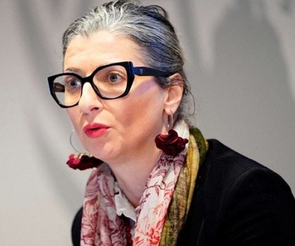 You are currently viewing ألبانيز تهاجم 3 دول أوروبية لتوفيرها مجالًا جويًا آمنًا لنتنياهو: كان يجب اعتقاله