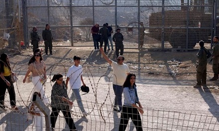 Read more about the article يوسي ميلمان: حكومة نتنياهو تنافق.. تدافع عن الدروز في سوريا بينما تمارس التمييز العنصري ضدهم في فلسطين المحتلة