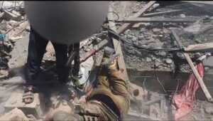 Read more about the article ما دلالات المشاهد التي نشرتها “القسام” لمحاولة أسر جندي الإحتلال في خان يونس؟