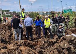 Read more about the article الحوثيون يتوعدون باستهداف سفن الشركات المتعاملة مع موانئ الكيان