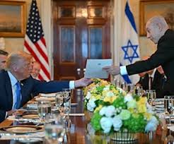 Read more about the article ترامب يدفع نتنياهو نحو تسوية: وقف إطلاق النار في غزة يقابله اتفاق مع سوريا