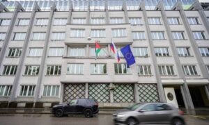 Read more about the article سلوفينيا ستحظر استيراد الأسلحة وتصديرها من وإلى الكيان على خلفية الحرب في غزة