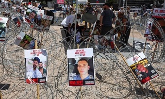 You are currently viewing صهاينة يشكون في صفقة شاملة مع حماس نظرا لشروط الإحتلال الصهيوني غير العملية واللاواقعية