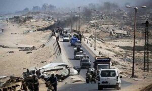 Read more about the article الهروب المرير: مواطنو مدينة غزة من نار القصف إلى عذاب النزوح