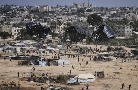 You are currently viewing مصدر من الكيان: حماس قطعت الاتصالات ولا توجد أي مفاوضات حقيقية معها ولا مفر من توسيع العملية العسكرية في غزة