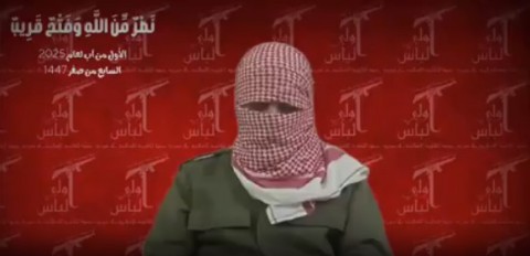 You are currently viewing ﻿ في أول خطاب علني على طريقة أبو عبيدة الفلسطيني.. قائد “أولي البأس” في سوريا يعلن “سقوط الدولة السورية المركزية” ويوجه نداء تعبئة عامة