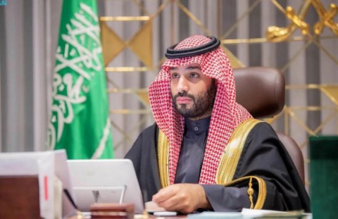 You are currently viewing “أصابع” الأمير بن سلمان”تتوغل” في “هندسة” المشهد الفلسطيني :  السعودية تشارك فرنسا في ضمان”حياد ترامب مؤقتا” وتتشاور مع “قيادات فتحاوية” وتدعم” خلافة حسين الشيخ”..والرئيس عباس بإنتظار”وصول المال”