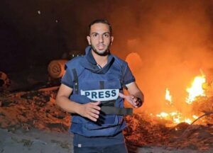 Read more about the article “لاتنسوا غزة وكونوا جسورا لتحرير فلسطين” .. وصية أنس الشريف قبل اغتياله أبكت كل من قرأها