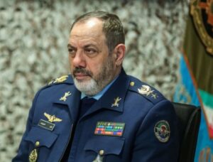 Read more about the article ﻿ وزير الدفاع الإيراني يهدد الكيان: سنستخدم صواريخ متطورة وذات قدرات كبيرة حال شن الكيان هجمات جديدة ضدنا