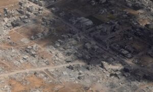 Read more about the article كاتبة أسترالية: الكيان شرير جدًا لدرجة أن لديه وحدة عسكرية مكرّسة لتبرير الفظائع