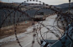 Read more about the article وسائل إعلام تكشف موعد توقيع سوريا وإسرائيل اتفاقا أمنيا برعاية أمريكية بعد خطاب منتظر من الشرع