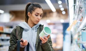 Read more about the article الأطعمة المخفية: كيف تخدع المكونات غير المرئية أجسامنا؟