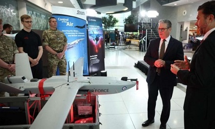 You are currently viewing بريطانيا تواصل تسيير طائرات تجسس فوق غزة لجمع المعلومات عن الأسرى ومساعدة الكيان