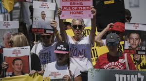 Read more about the article آلاف المستوطنون يتخذون قرار الرحيل.. اليونان وقبرص والبرتغال أشهر الوجهات الجديدة لهم