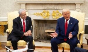 Read more about the article انتقادات لترامب بعد دعمه خطة نتنياهو لاحتلال غزة بالكامل وتحذيرات من “تطهير عرقي”