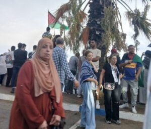 Read more about the article لم يبحر الاسطول لكننا شاهدنا ما هو أعظم من الإبحار… تونس هي التي فتحت البحر ومشت.. الناس نزلوا إلى الميناء كما لو أن فلسطين تقف في المرفأ.. رأينا الممكن وهو يتهيأ على الخروج من المستحيل