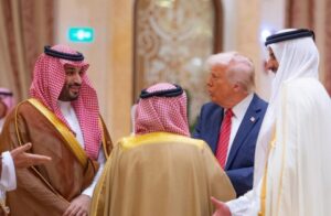 Read more about the article الكيان يوجه ضربة لترامب.. السعودية تبتعد وقلق في الخليج من واشنطن والإمارات تعلن “الخط الأحمر”