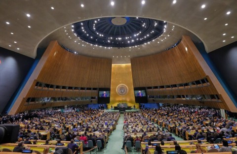 You are currently viewing إعلام عبري: 80 بالمئة من العالم اعترف بدولة فلسطين ونتنياهو لن يرد فورا.. وواشنطن ستستخدم “الفيتو” ضد عضويتها في مجلس الامن