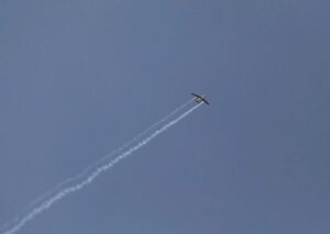 Read more about the article جيش الإحتلال: مسيّرة أطلقت من اليمن استهدفت مدينة إيلات الساحلية وإصابة 22 مستوطناً بينهم اثنان في حال “الخطر”