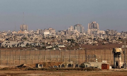 You are currently viewing وول ستريت جورنال : قادة جيش الإحتلال يكافحون لدفع جنود الاحتياط للعودة إلى غزة وبعضهم يلجأ إلى واتس آب