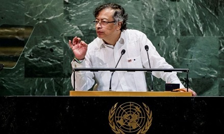 You are currently viewing رئيس كولومبيا يدعو أمام الأمم المتحدة إلى تشكيل “جيش دولي” لتحرير فلسطين