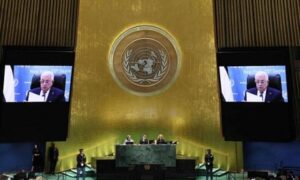 Read more about the article الرئيس الفلسطيني للجمعية العامة: وقف المذبحة أولا ودولة منزوعة السلاح ثانيا