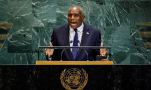 Read more about the article ديفيد لامي: بريطانيا اعترفت “بفخر” بفلسطين.. والصراع في غزة “غير إنساني” ويجب أن ينتهي الآن