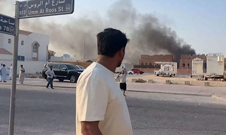 You are currently viewing تنديد دولي واسع بهجوم الكيان الصهيوني على الدوحة: تهديد للأمن الإقليمي وانتهاك للقانون الدولي