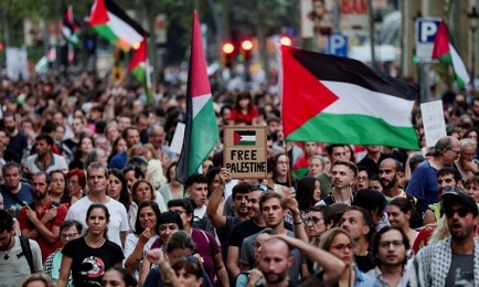 You are currently viewing ليبراسيون: الاعتراف بفلسطين.. خطوة تاريخية يجب الترحيب بها