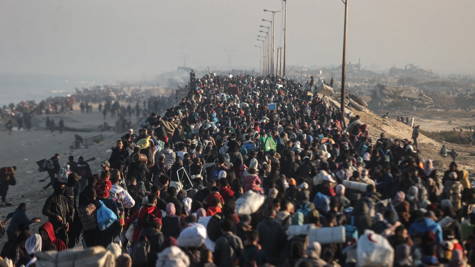 You are currently viewing هل يمكن إفشال مخطط تهجير أهل غزة؟